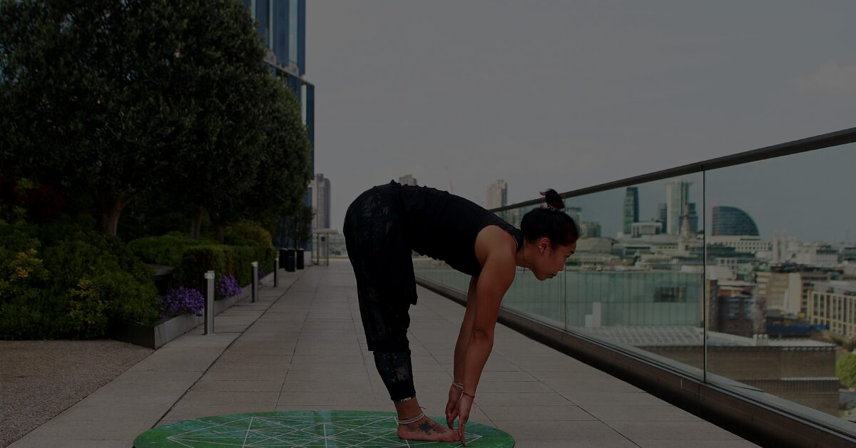 4 key habits for entrepreneurs We are talking about healthy habits for entrepreneurs to be successful, to focus on being intentional about your own well-being and self-care, by Marie Deveaux, Finance Coach